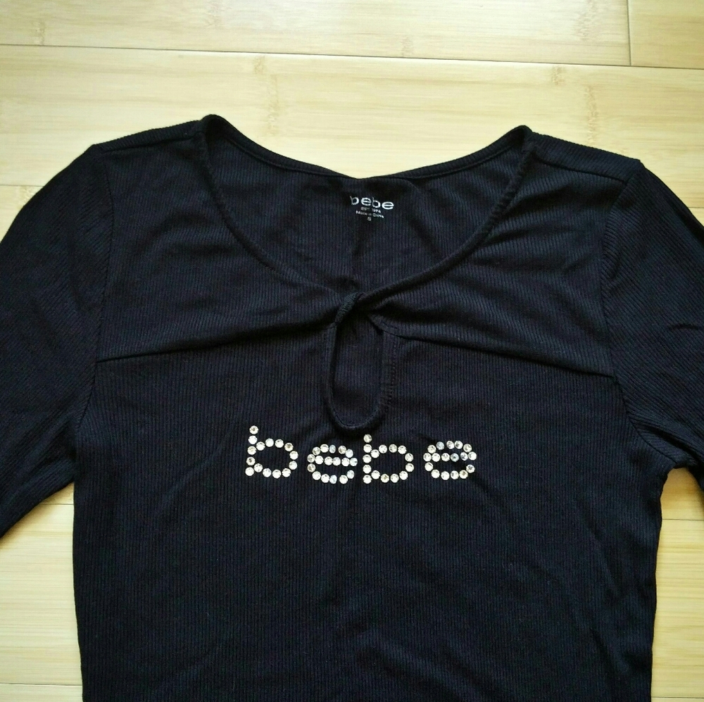 Bebe Ribbed & Lace Swarovski Logo Keyhole Top - Picture 3 of 16